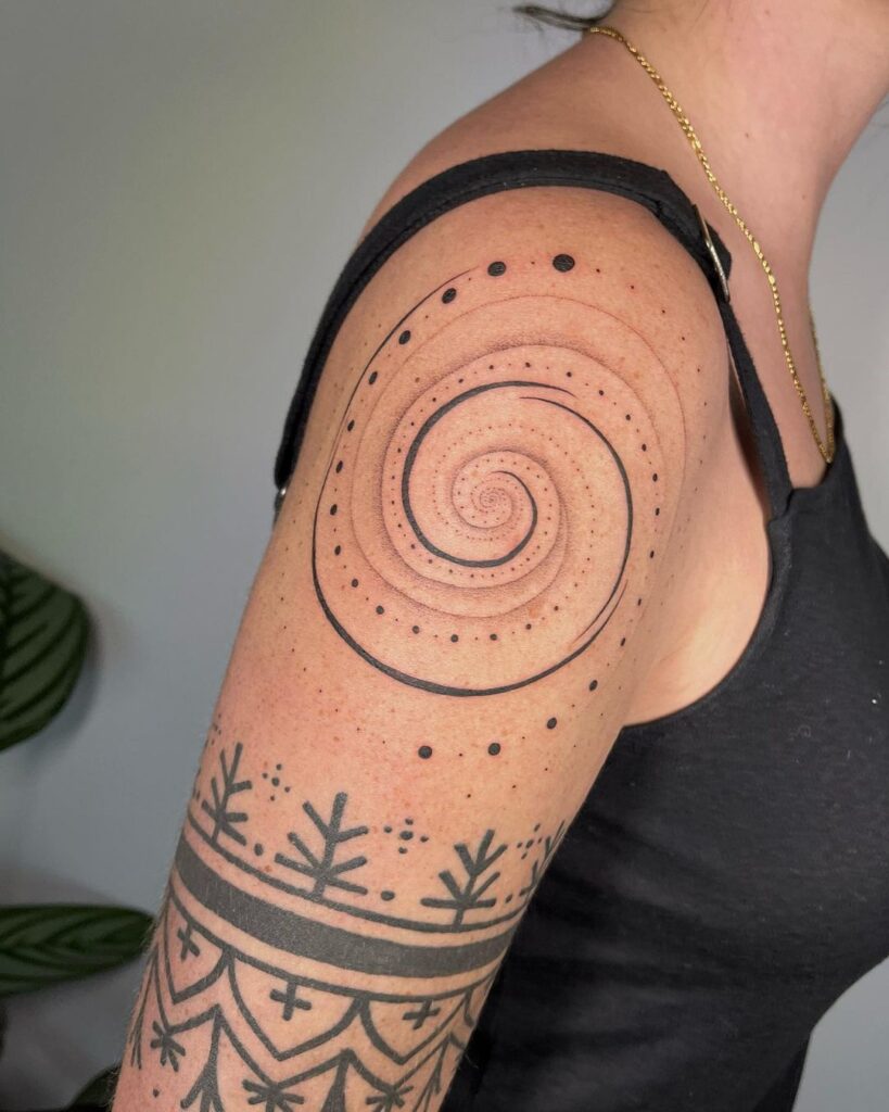 spiral-pattern-tattoo