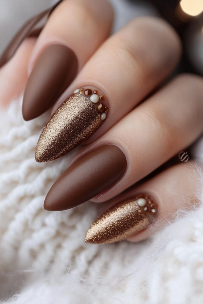 Brown-Gold-Matte-Glitter-Nail-Design