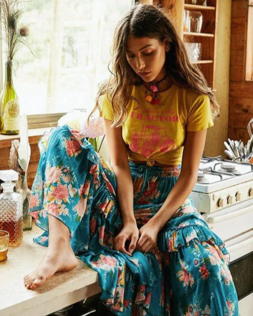boho-floral-maxi-skirt-and-yellow-graphic-tee