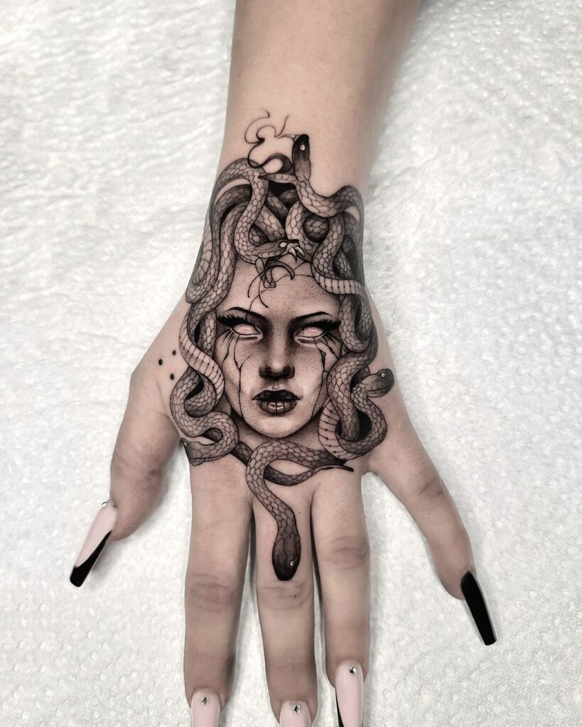 medusa-hand-tattoo