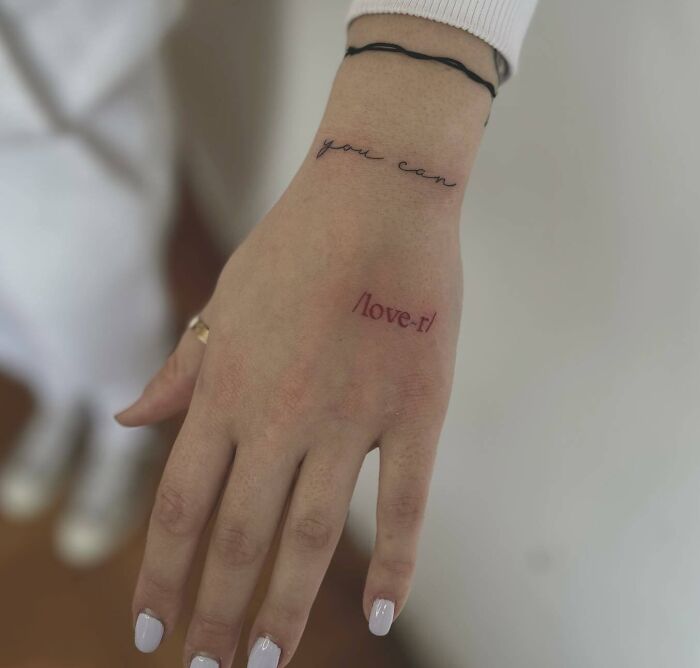 minimalist-hand-tattoo-you-can-love-it