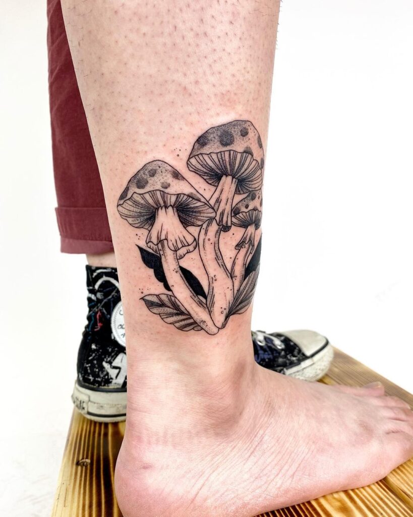 mushroom-cluster-ankle-tattoo