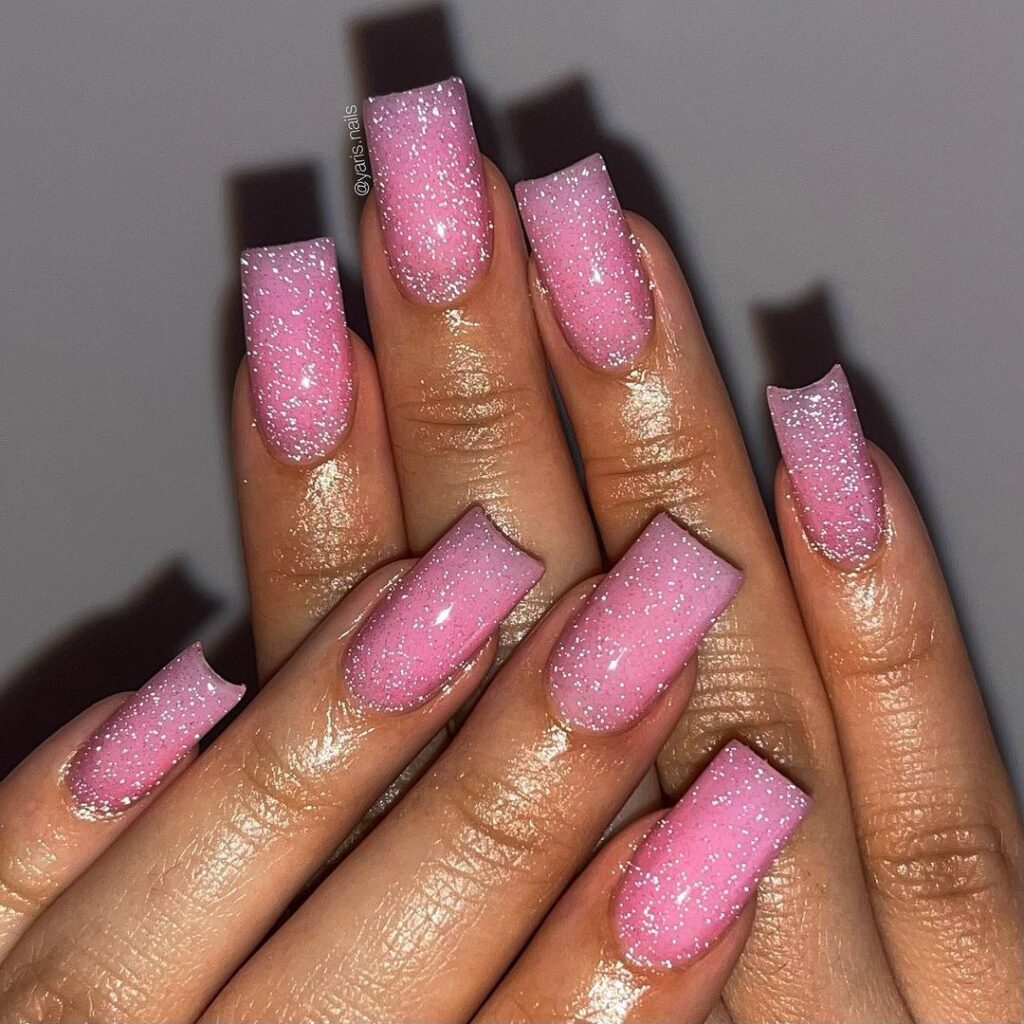 pink-ombre-glitter-nail-design