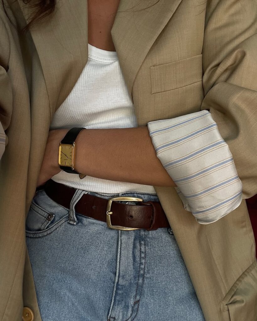 beige-blazer-striped-shirt-and-denim-look