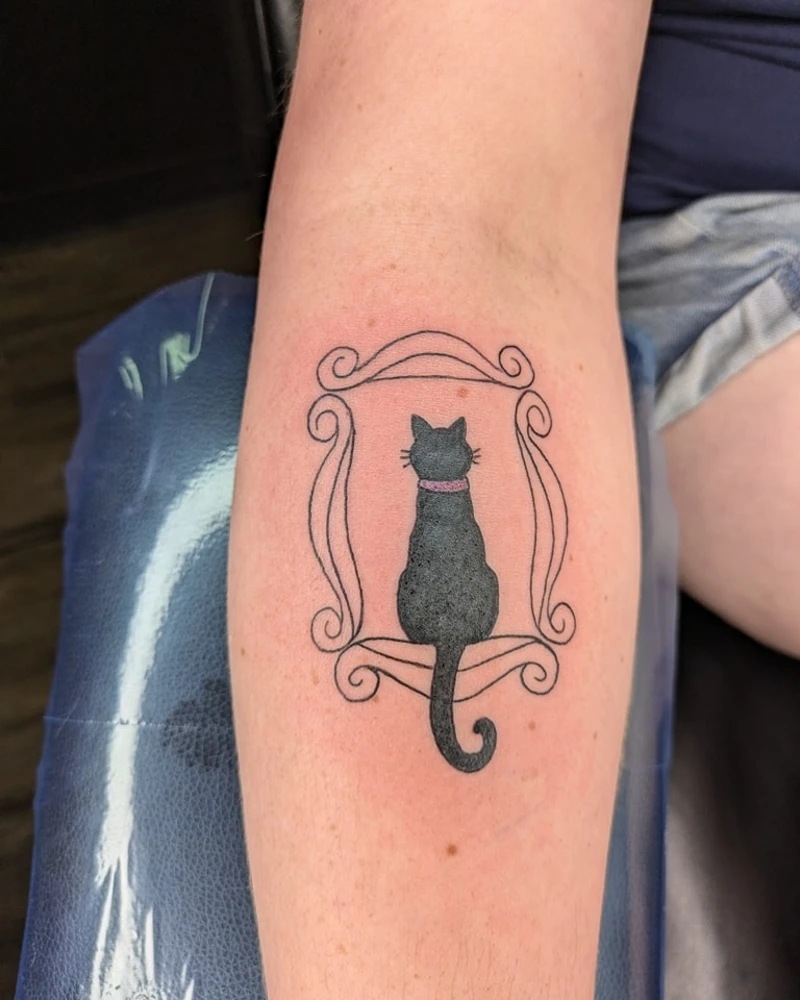 framed-cat-silhouette-tattoo