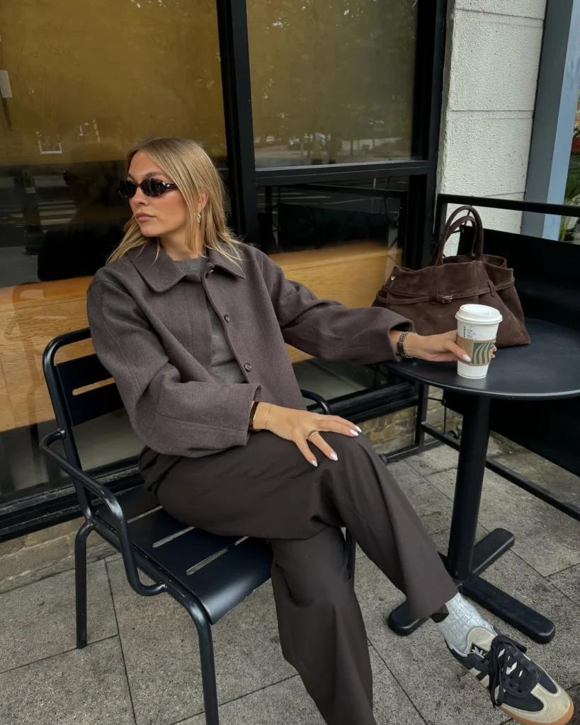 monochrome-brown-jacket-wide-trousers-sneakers-look
