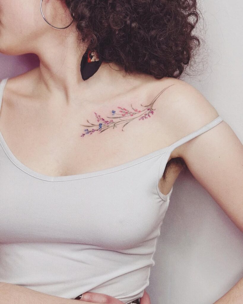 pastel-floral-collarbone-tattoo