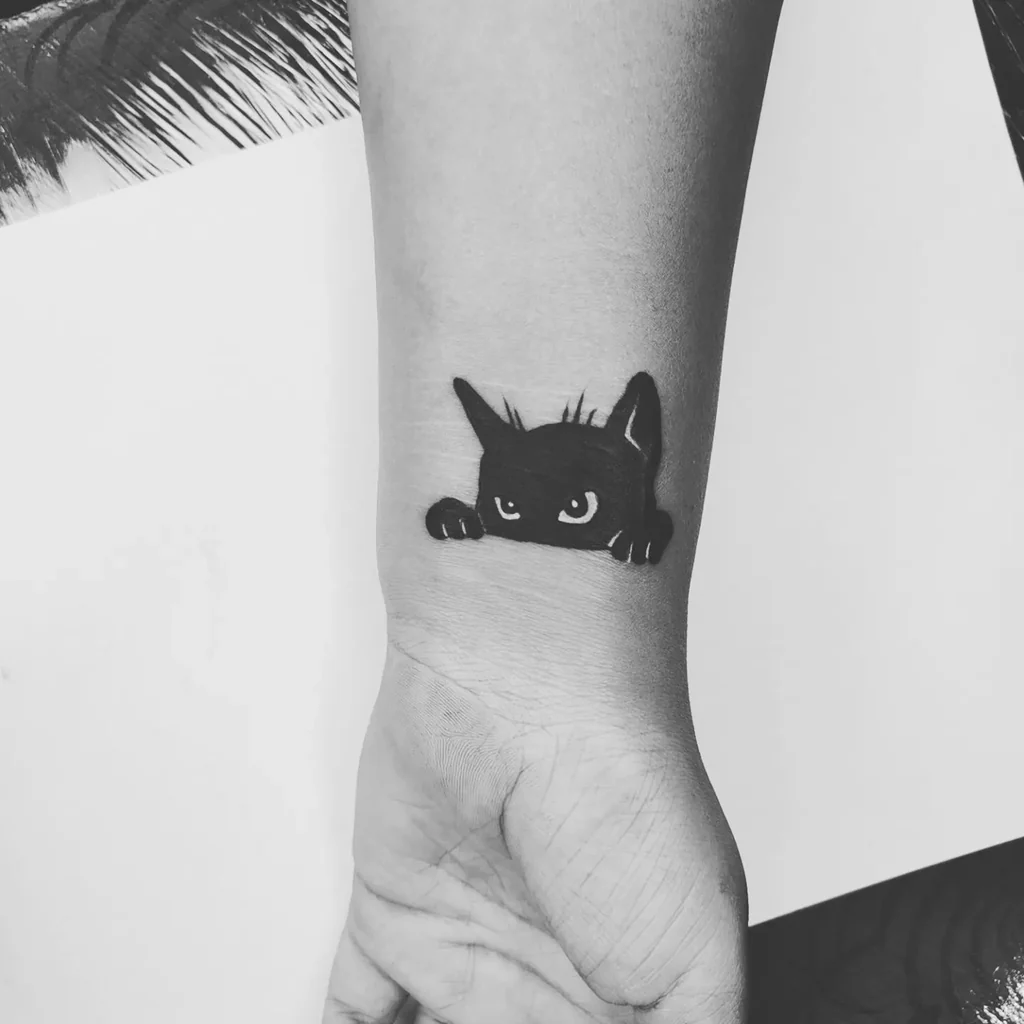 peeking-black-cat-tattoo