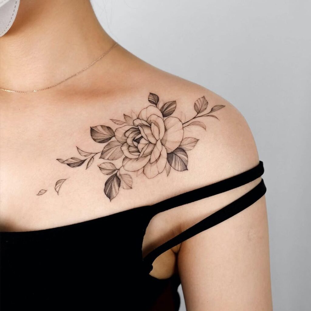 single-floral-collarbone-tattoo