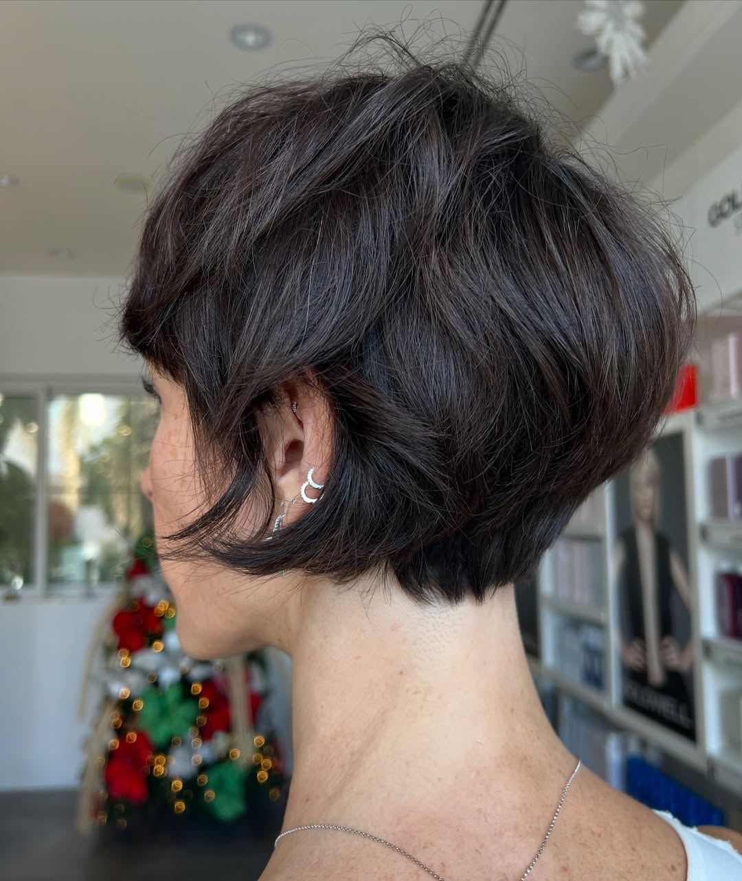 Trendy Pixie Bob Haircut for Modern Looks