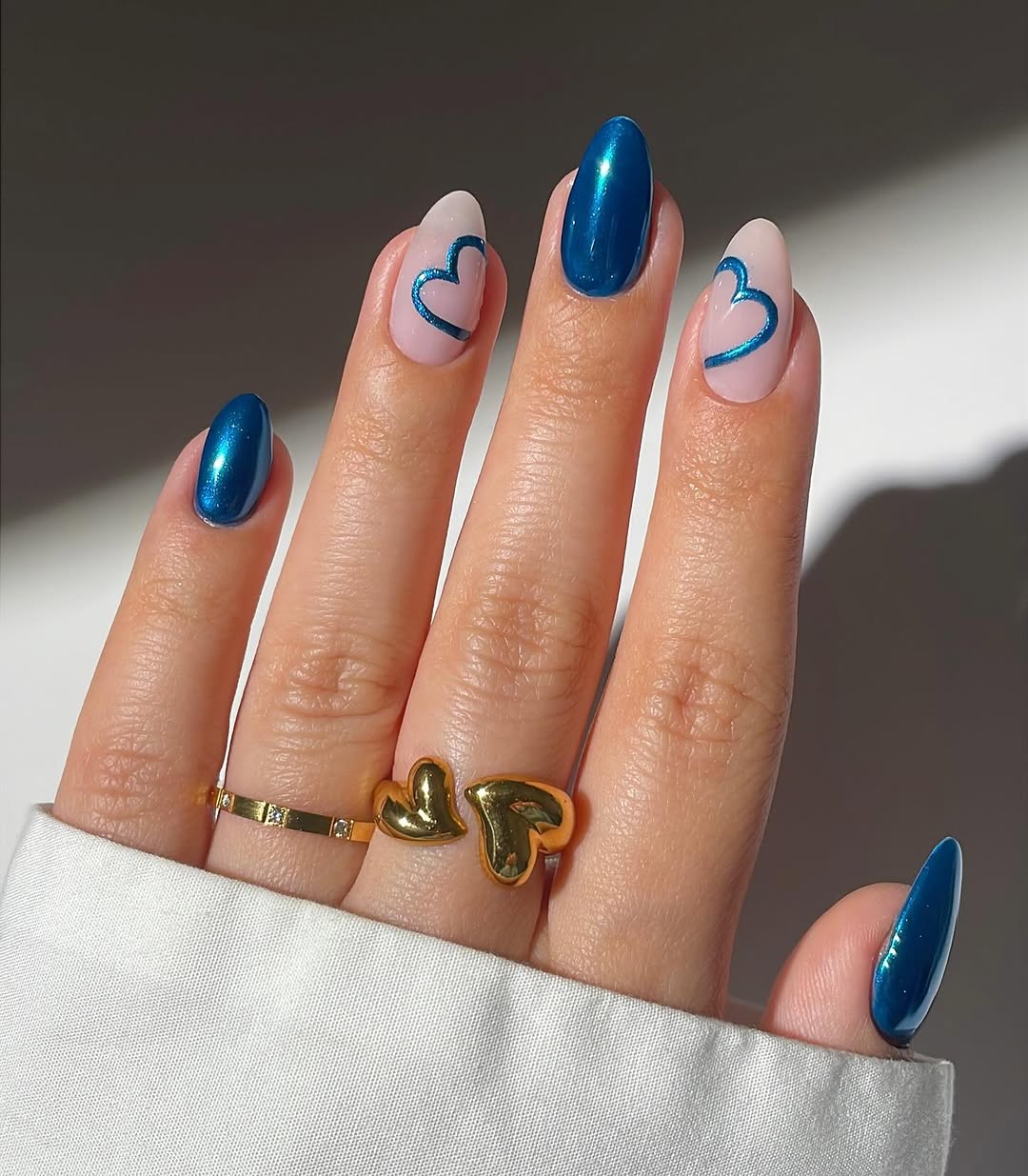 Stylish Chrome Nail Art