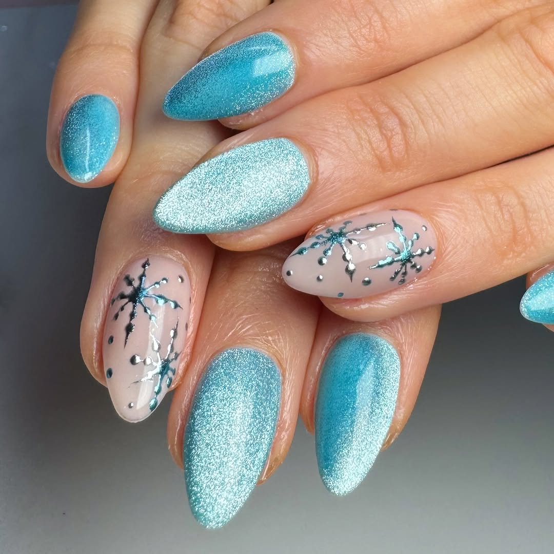 Chic Aqua Chrome Nails