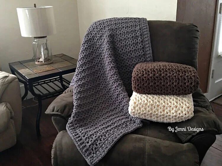 chunky-crochet-blanket-set-neutral-tones