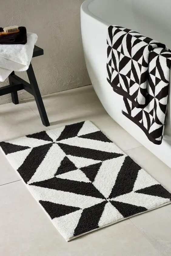 Stylish Geometric Rug for Modern Bathrooms