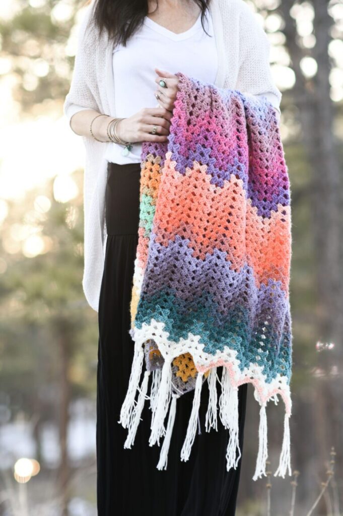 granny-ripple-crochet-blanket-bright-colors