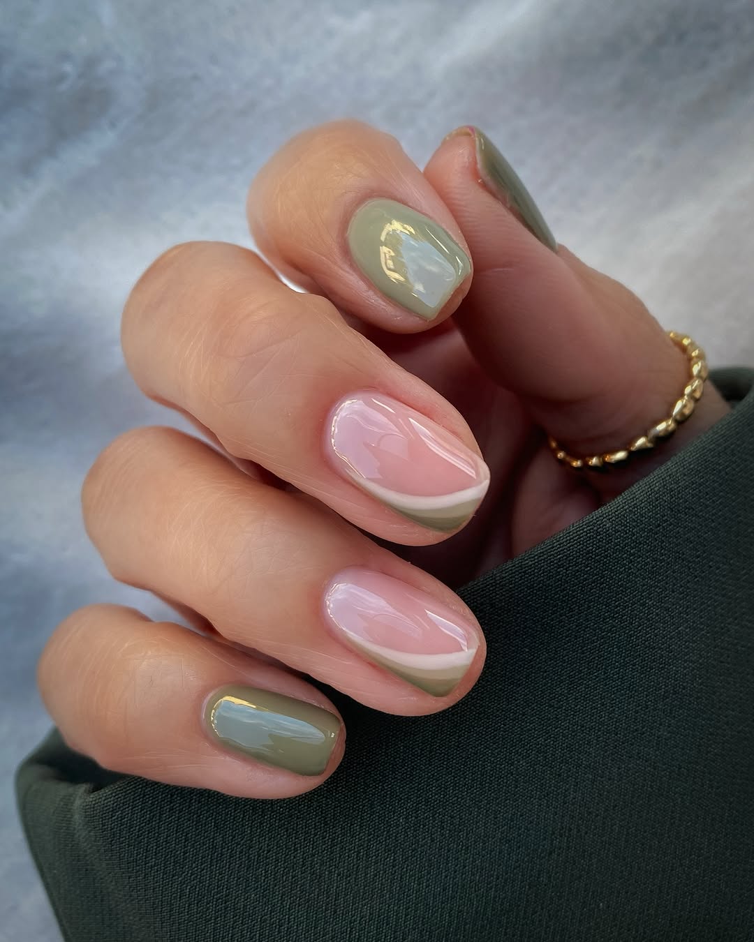 Chic Green and Neutral Nail Art Inspiration