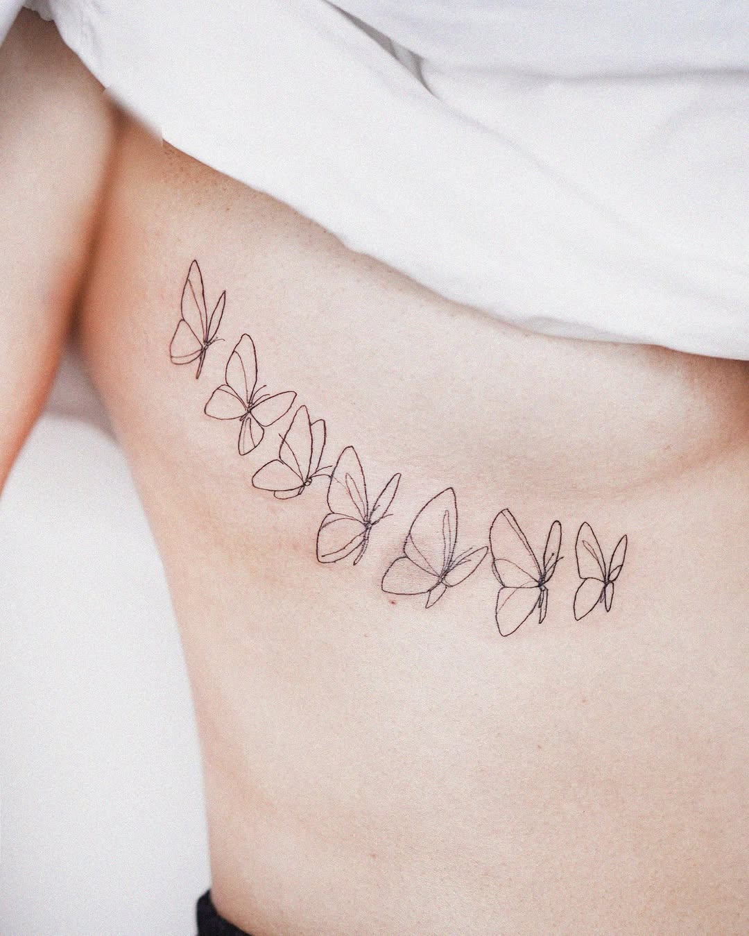 53 Beautiful Rib Tattoos for Women with Deep Meaning - Sacred Joanne