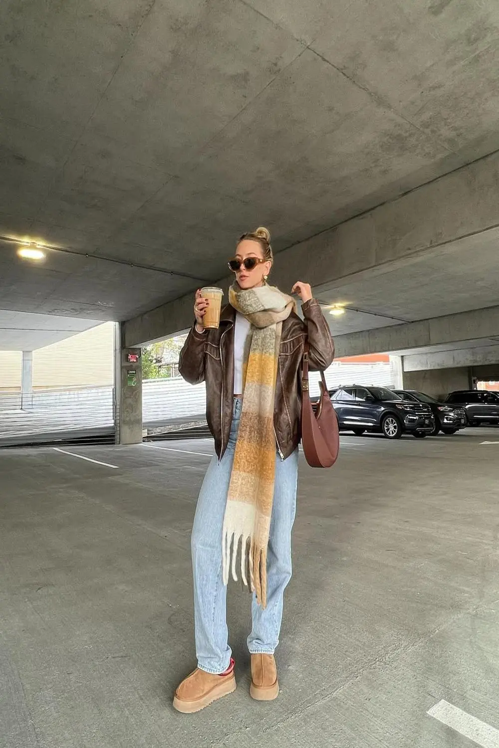 Chic and Comfy Uggs Outfit for Winter