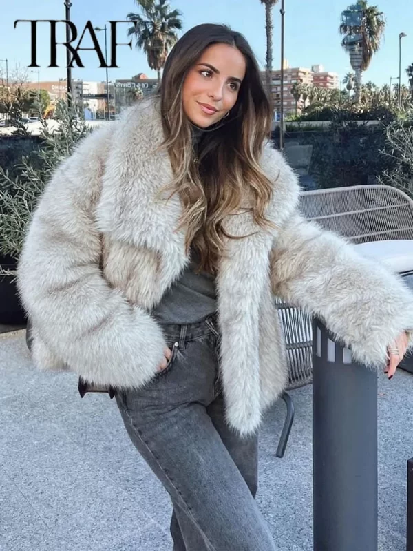 Chic Faux Fur Long Sleeve Jacket for Women - Image 2