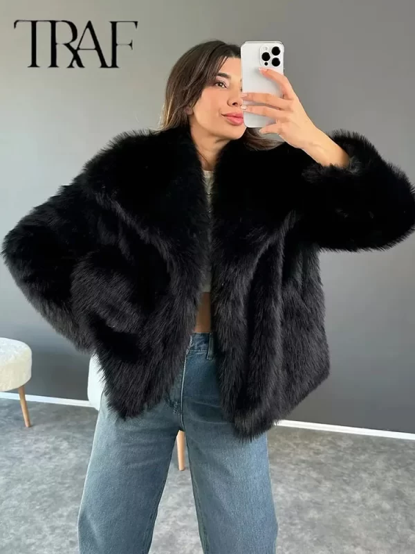 Chic Faux Fur Long Sleeve Jacket for Women - Image 3