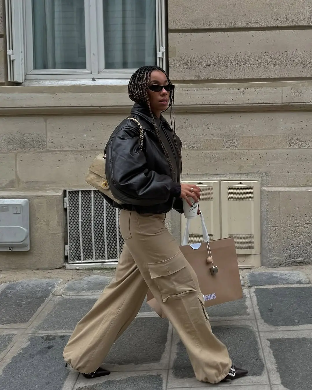 Chic Leather Jacket with Casual Streetwear Vibes