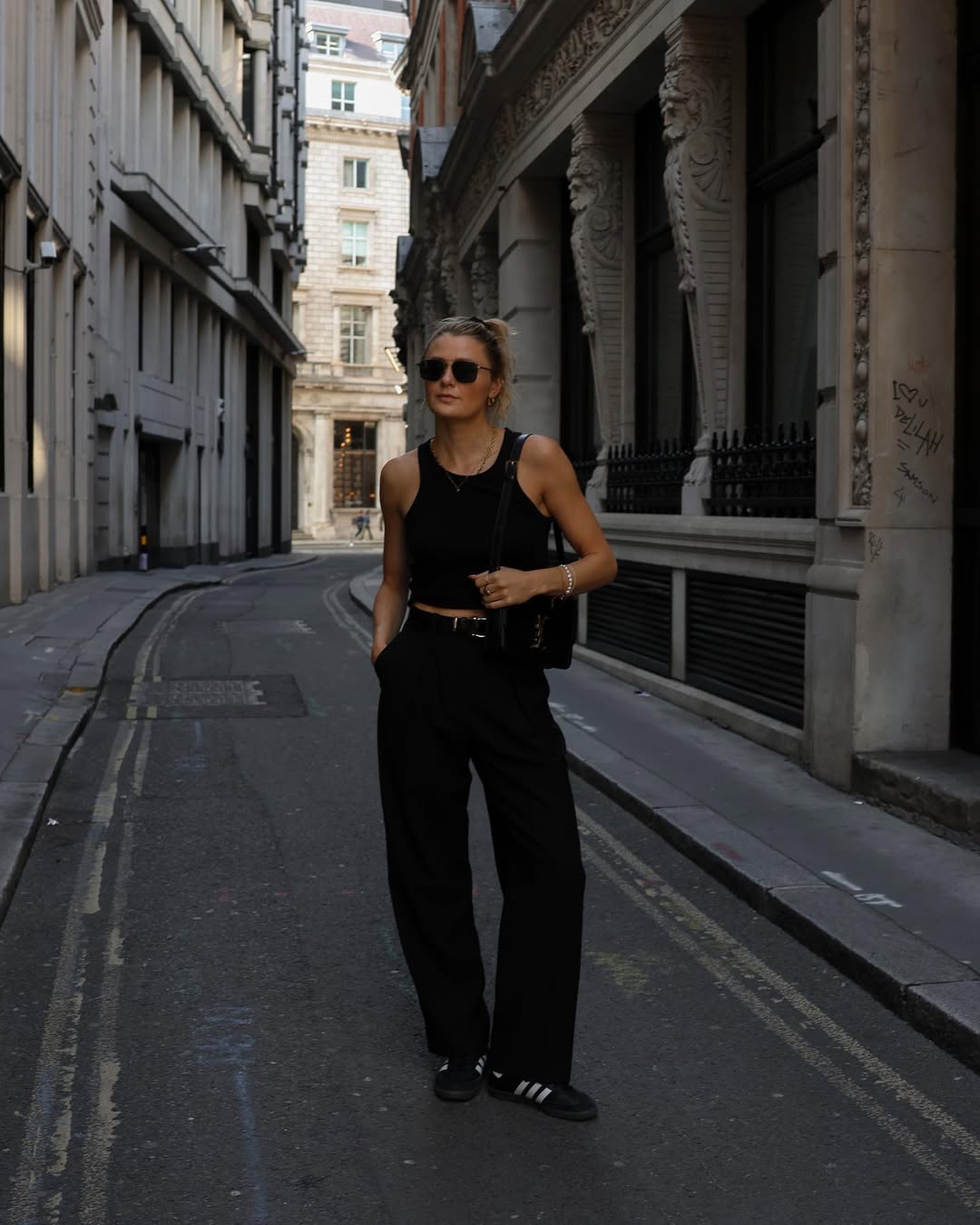 Stylish All Black Outfit for Urban Vibes