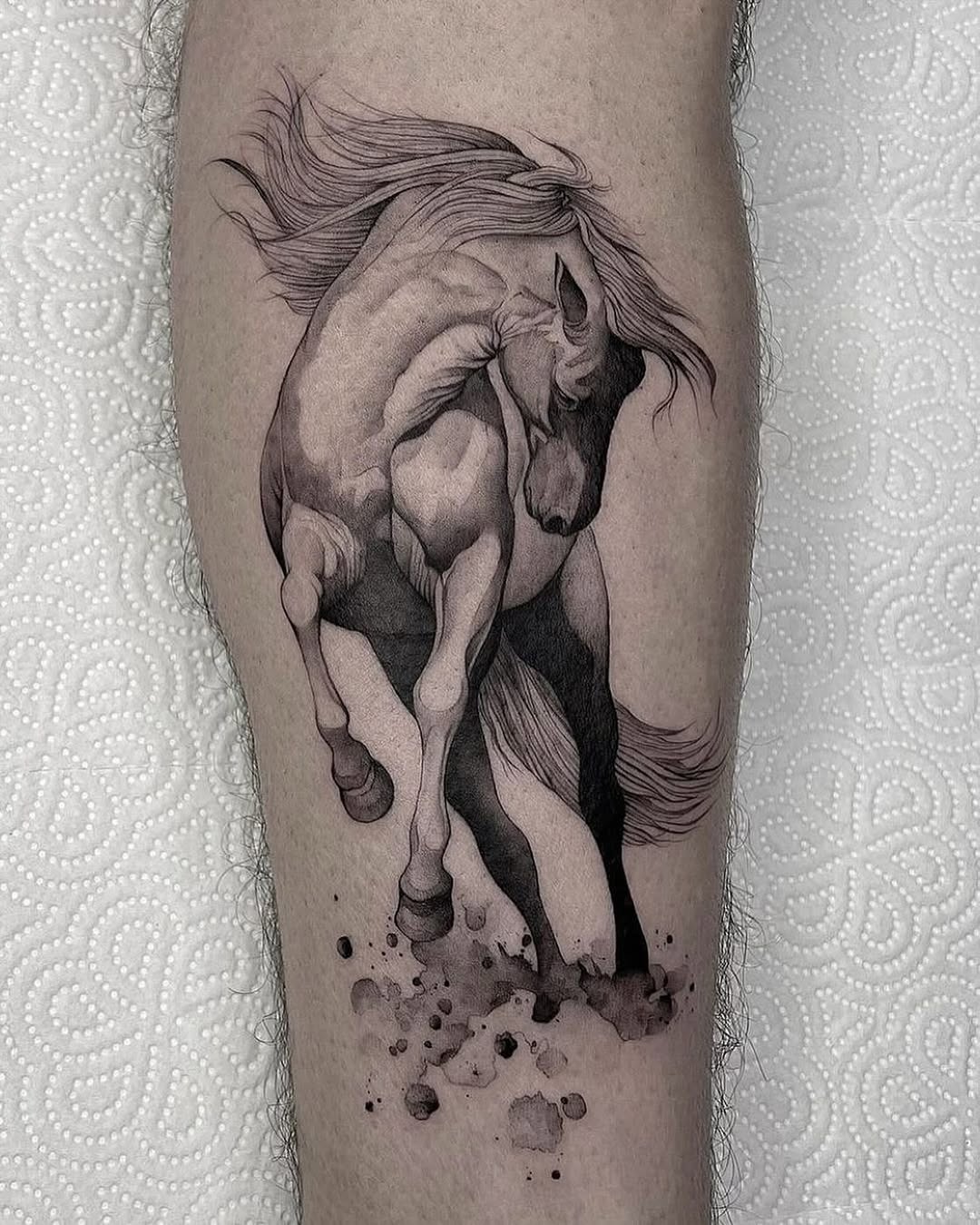 Expressive horse tattoo in motion design