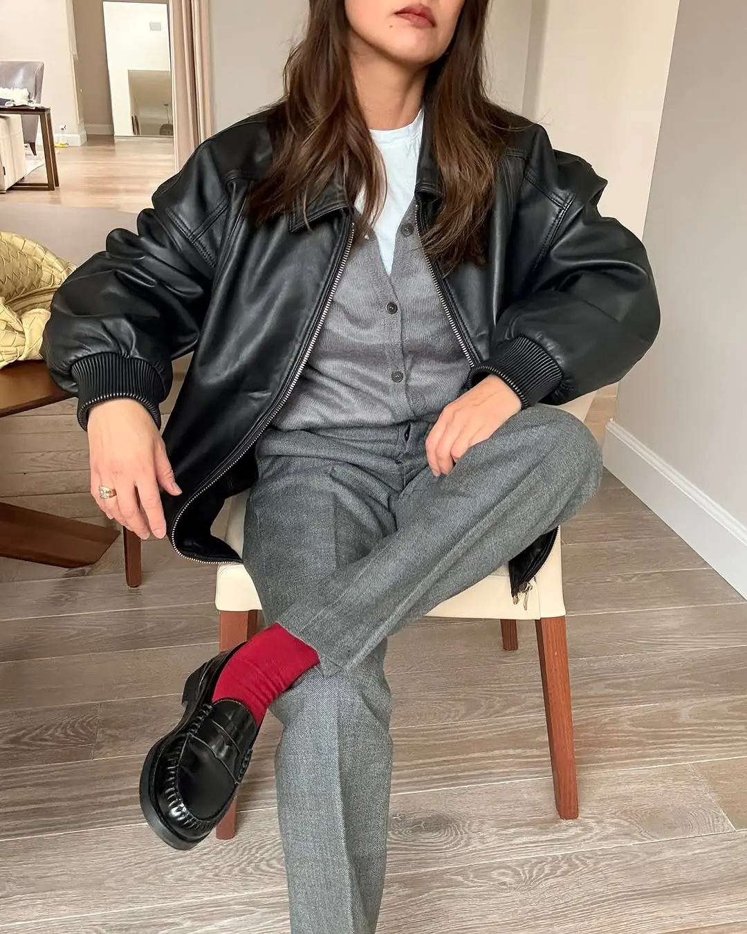 Effortlessly cool leather jacket ensemble