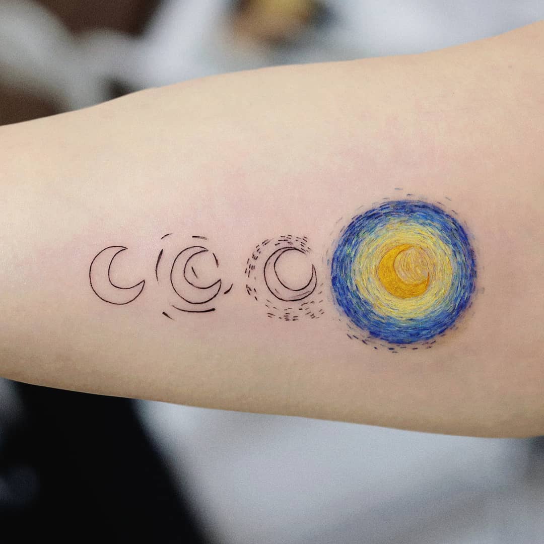 Stylized phases of the moon on skin