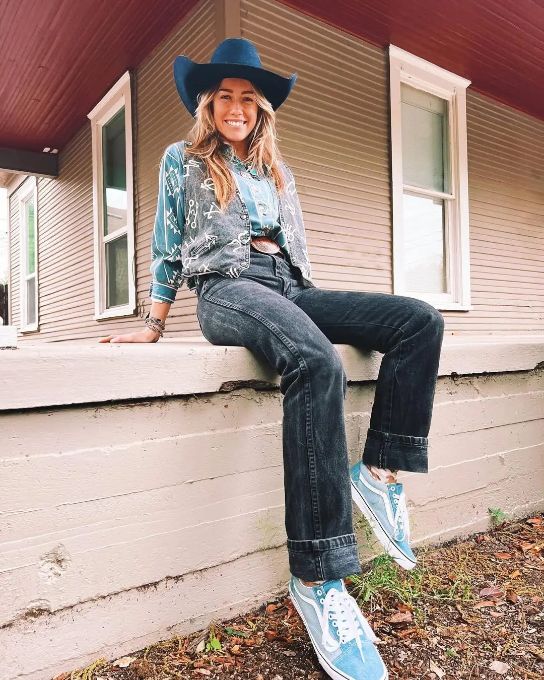 Chic western look with a modern twist