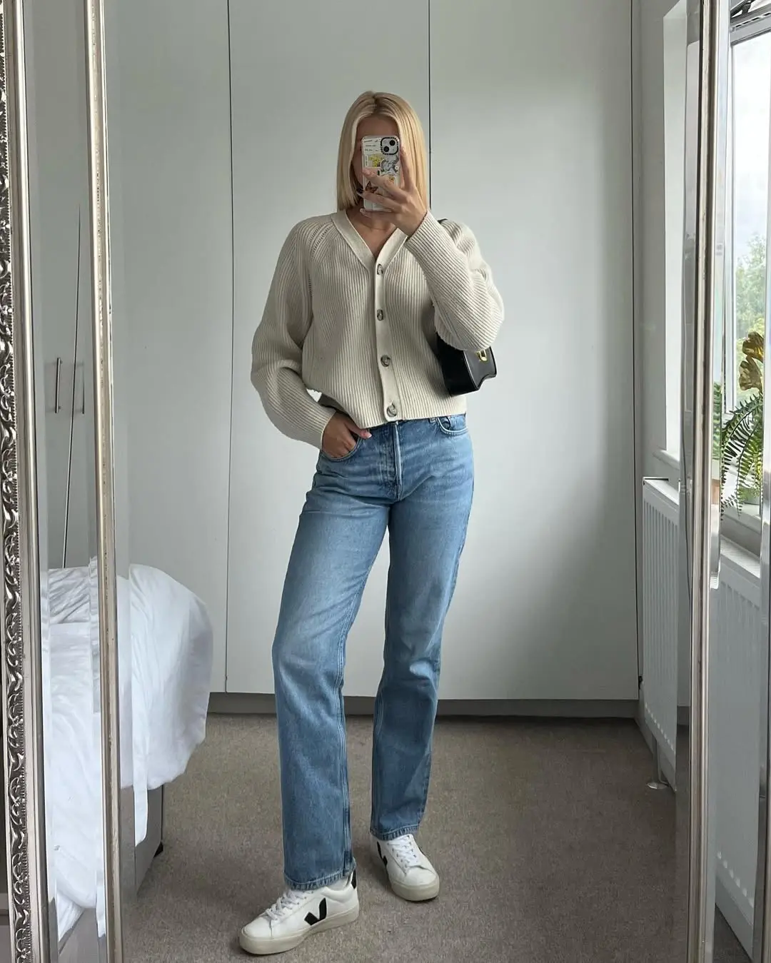 Effortlessly chic oversized cardigan fashion