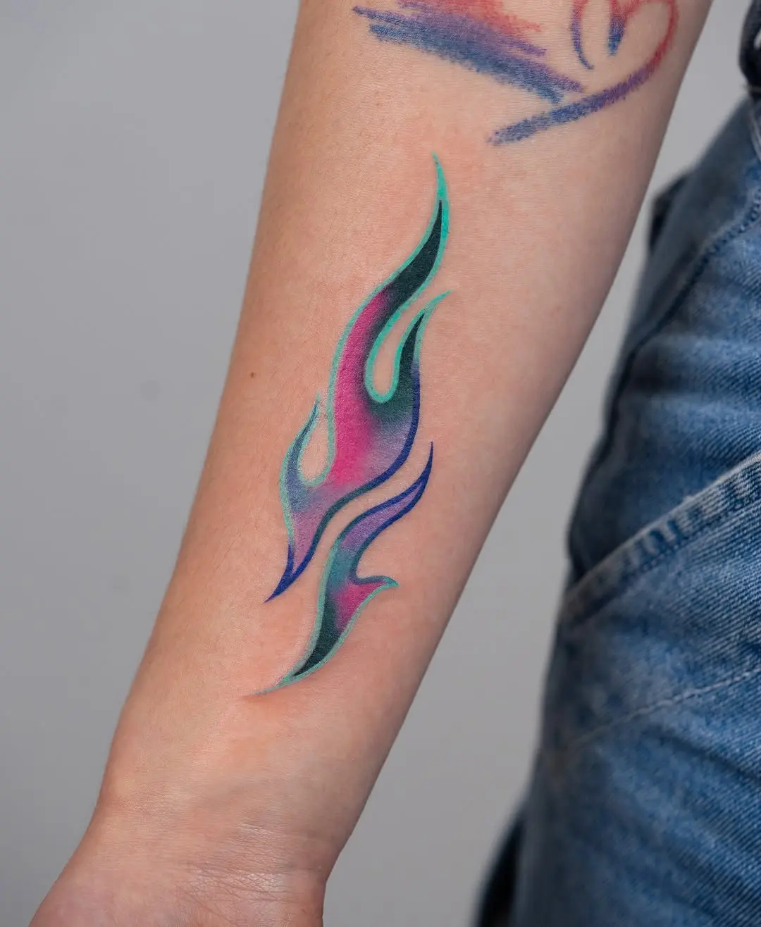 Vibrant Flare with Aqua and Purple Tones