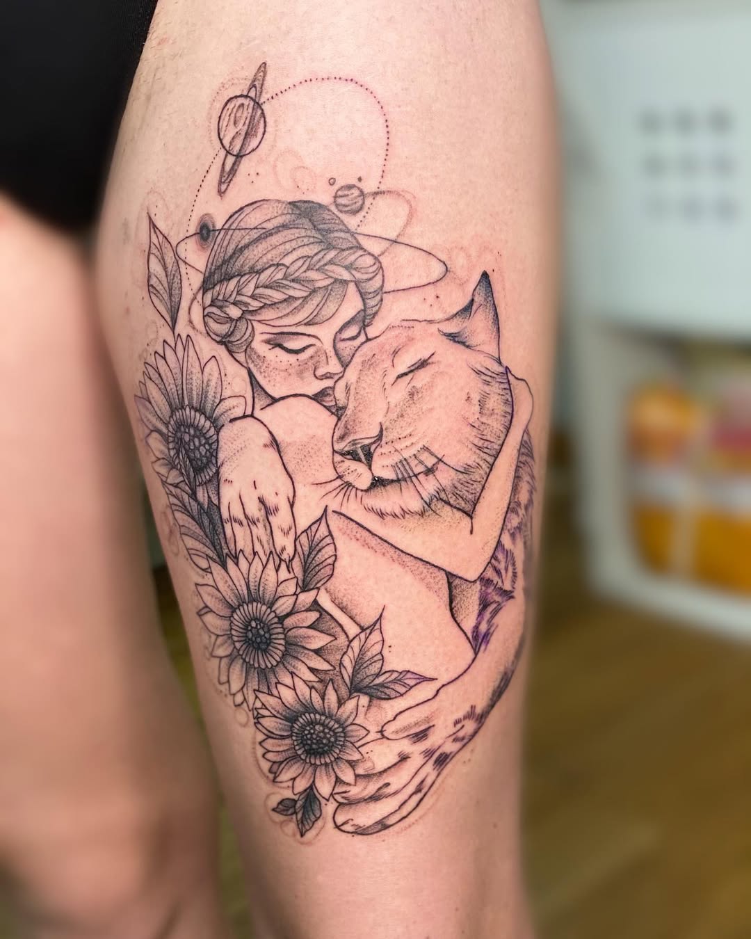 Elegant Lion-Themed Tattoo for Leo Lovers