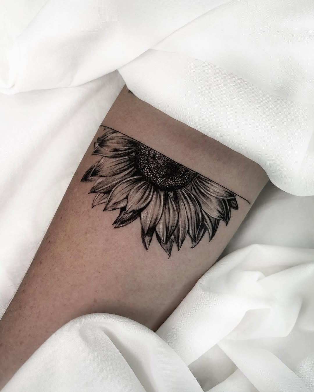 Stunning black and gray sunflower tattoo design