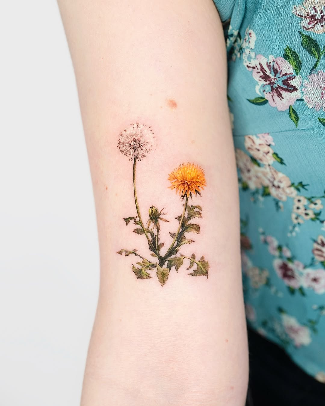 Stunning sunflower tattoo with vibrant detail