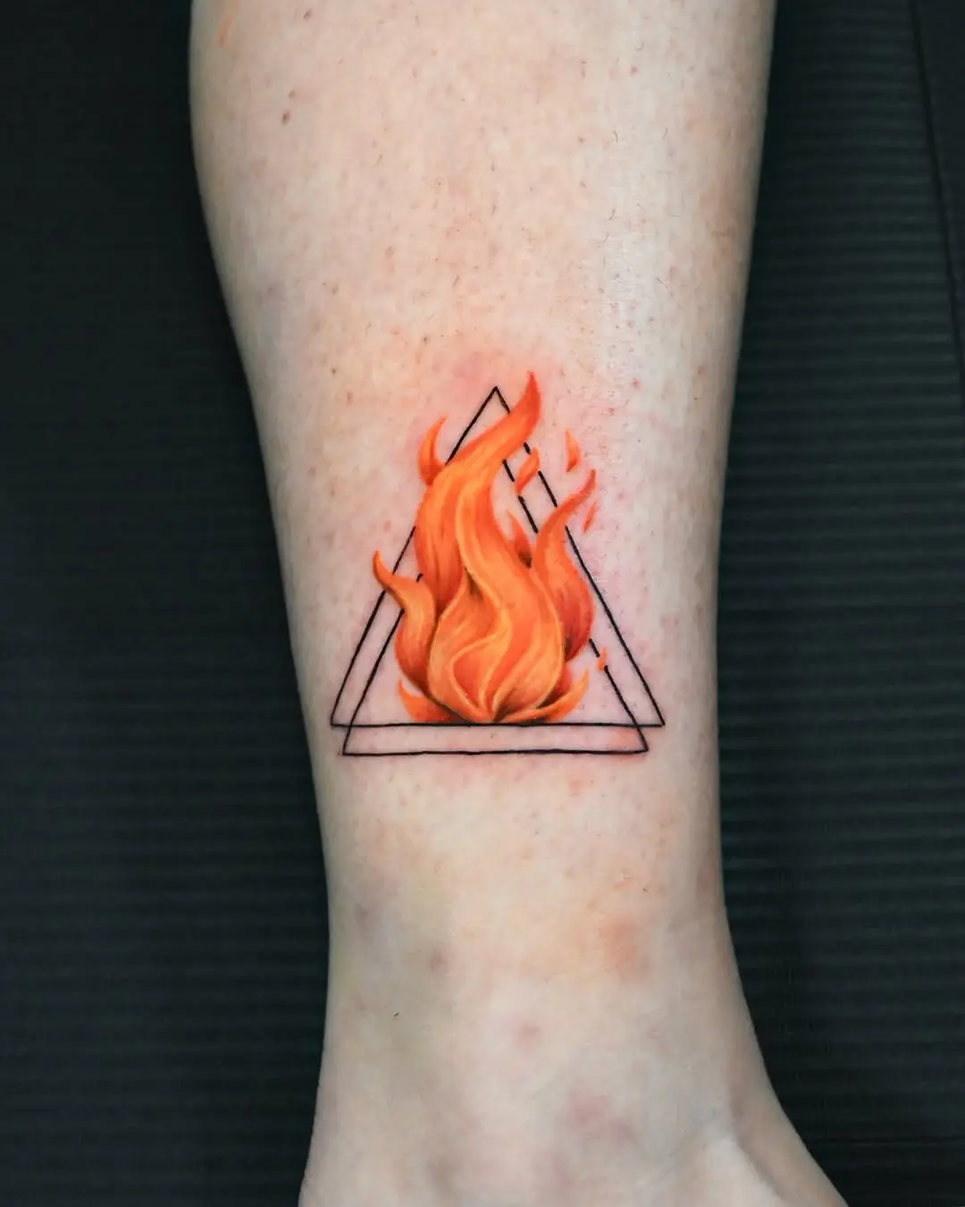 Dynamic flames captured in geometric artistry