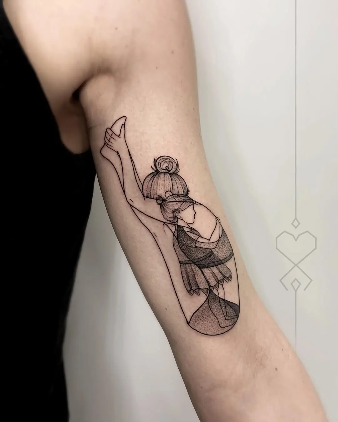 Elegant minimalist yoga pose tattoo tattoo design