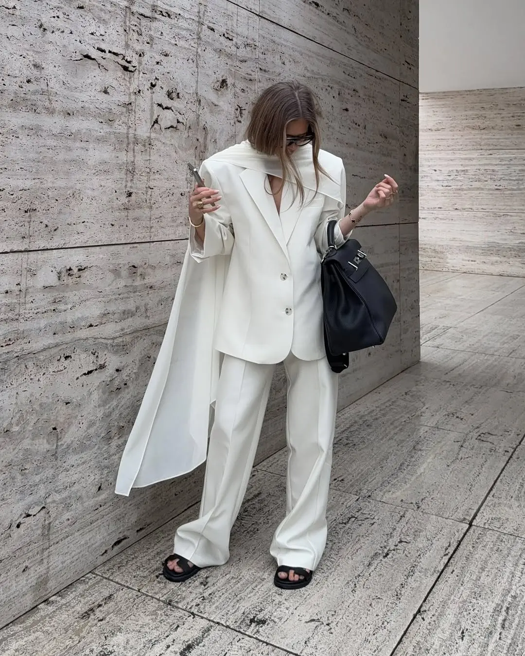 Stylish White Blazer and Pants Ensemble