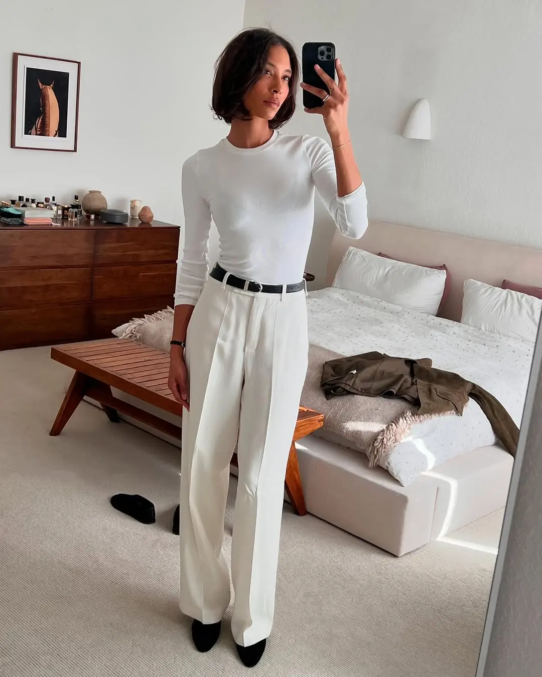 Effortlessly stylish in chic white pants
