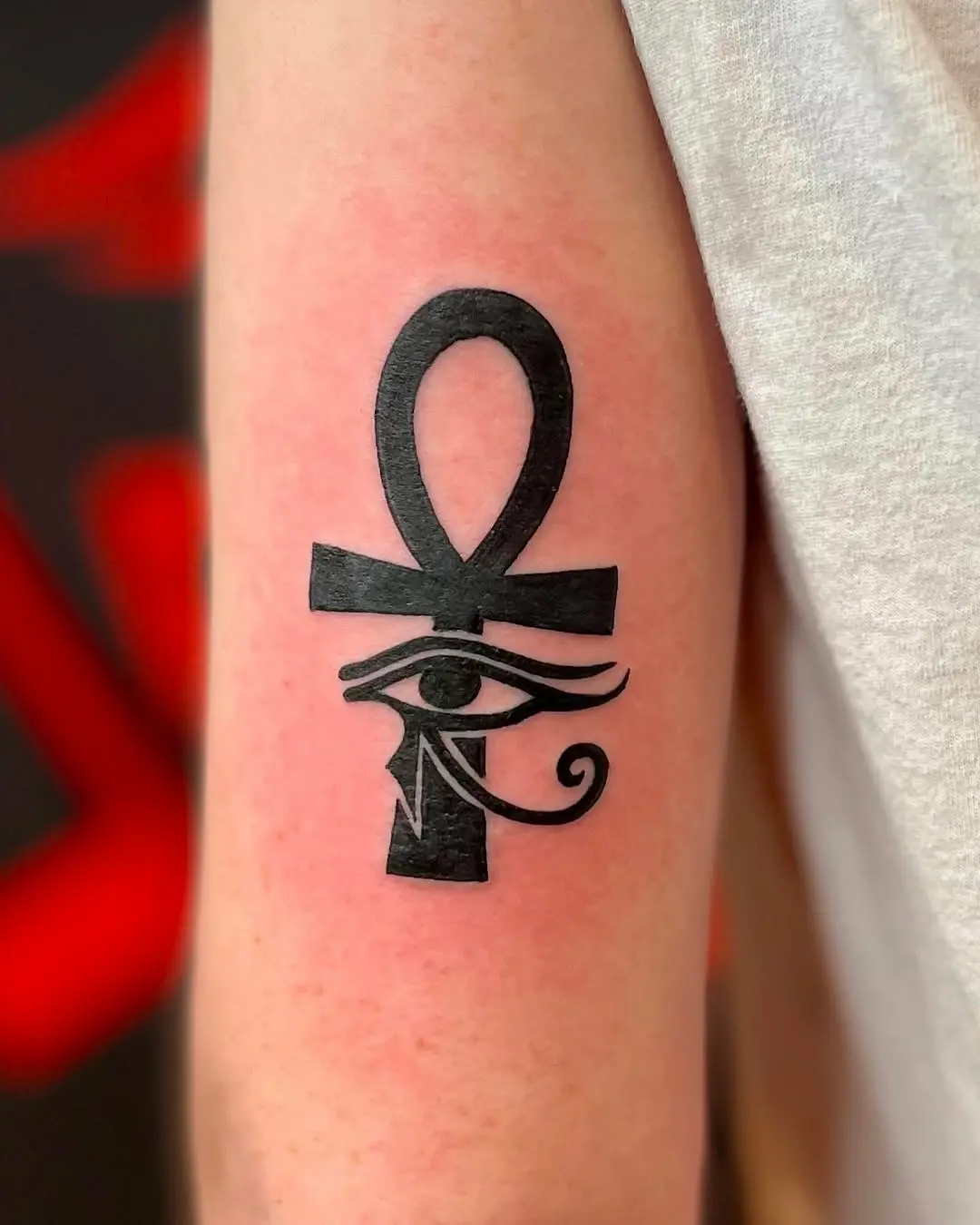 The Eternal Life Symbol with a Mystical Eye