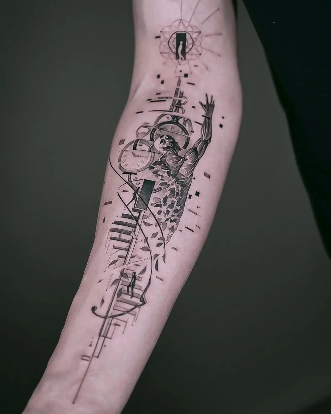 Unique growth tattoo inspires personal transformation