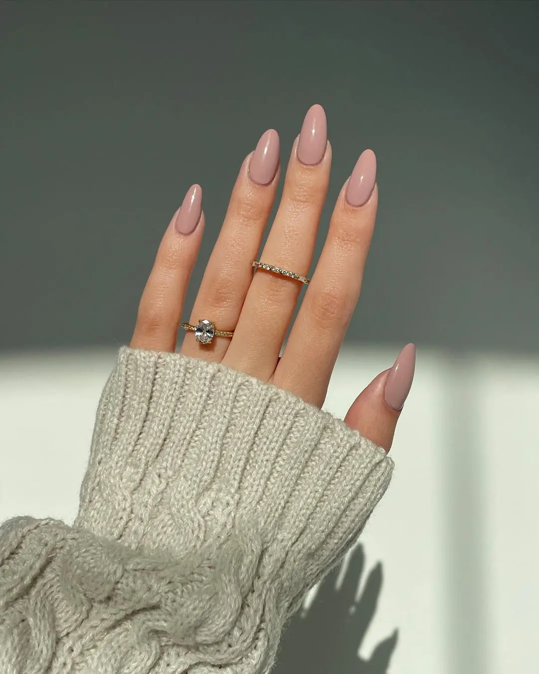Elegant mauve nails with cozy sweater vibe