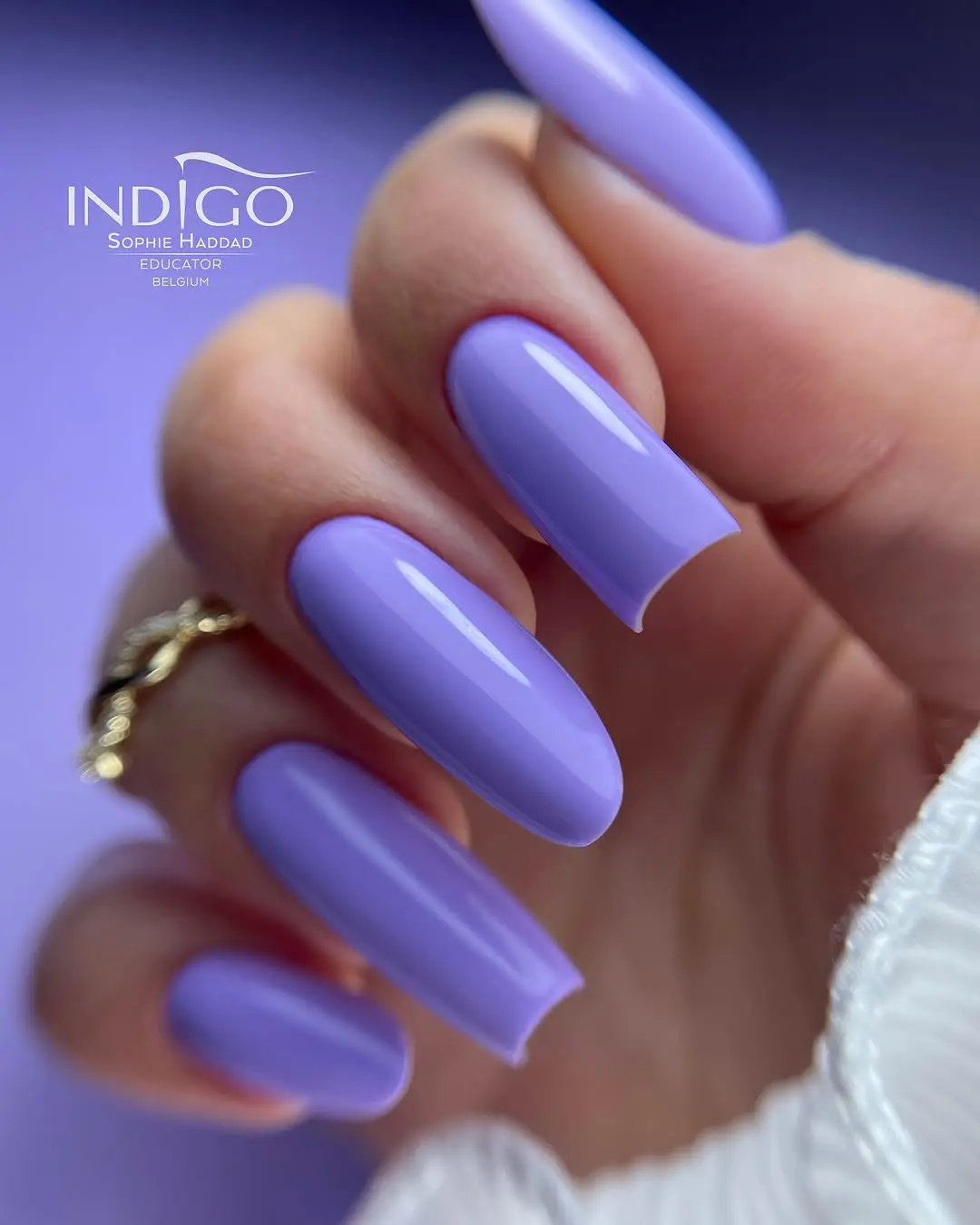 Gorgeous long mauve nails with shiny finish