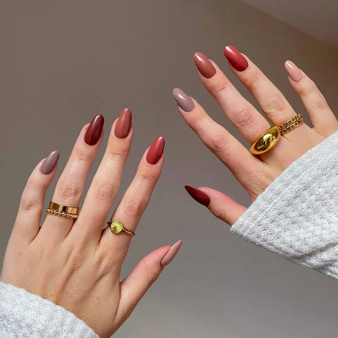 Chic Mauve Nail Inspiration with Elegant Hues