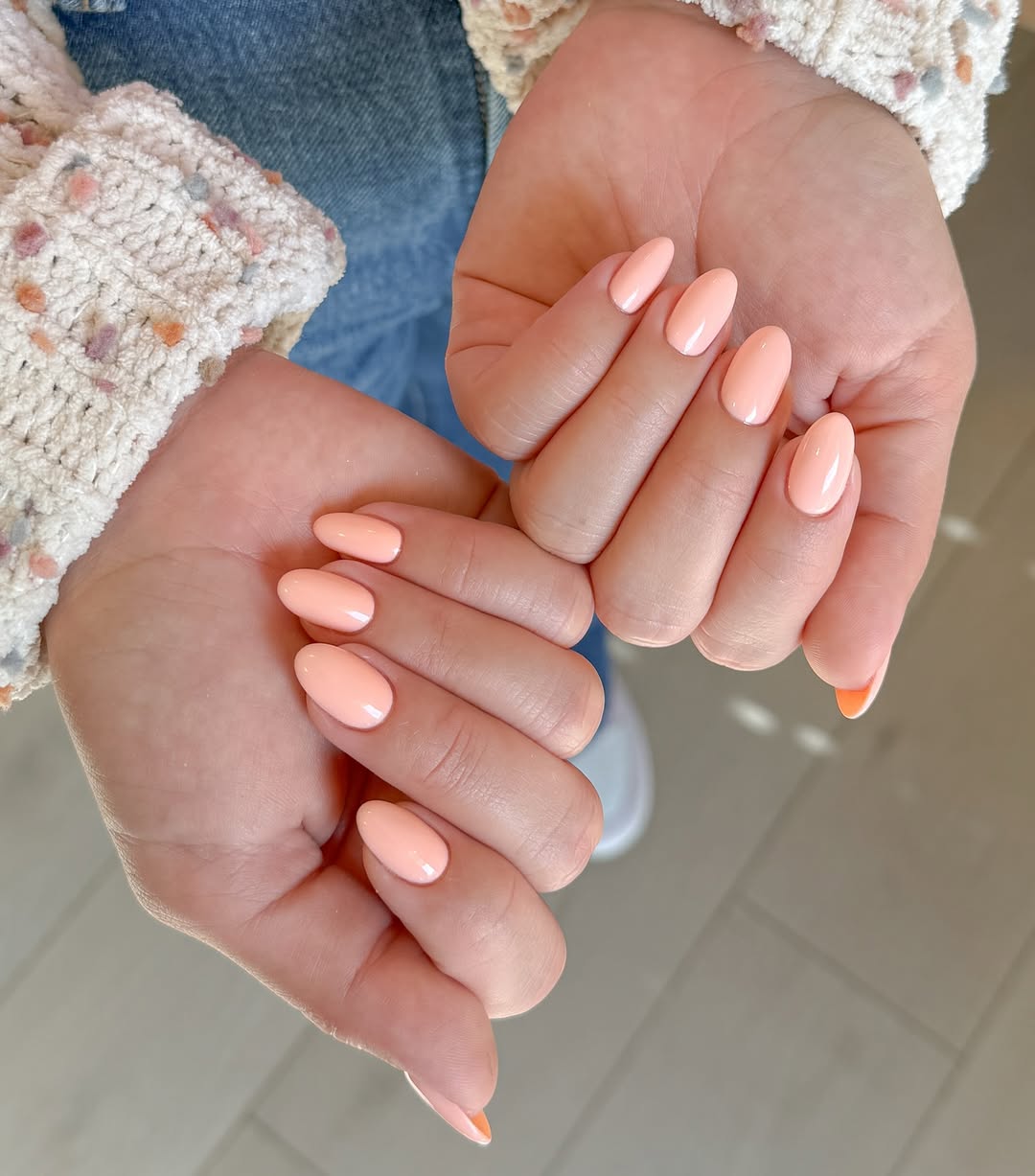 Chic peach nails for every occasion
