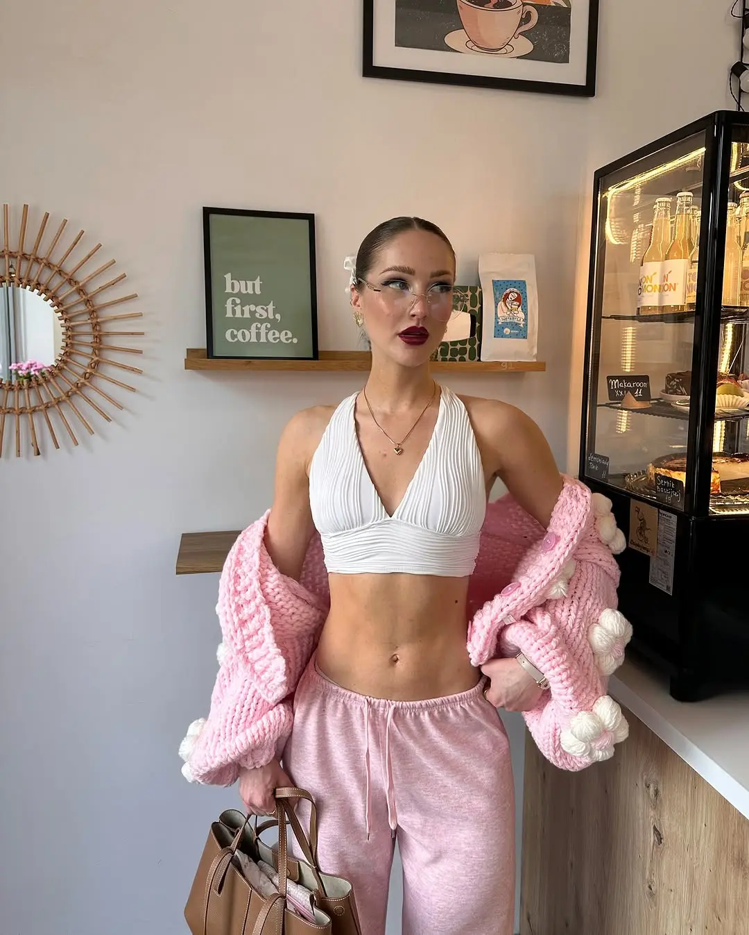 Casual Chic: Pink Pants for Coffee Outing