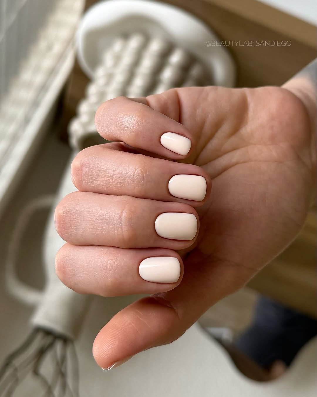 Chic Beige Nails for a Modern Look