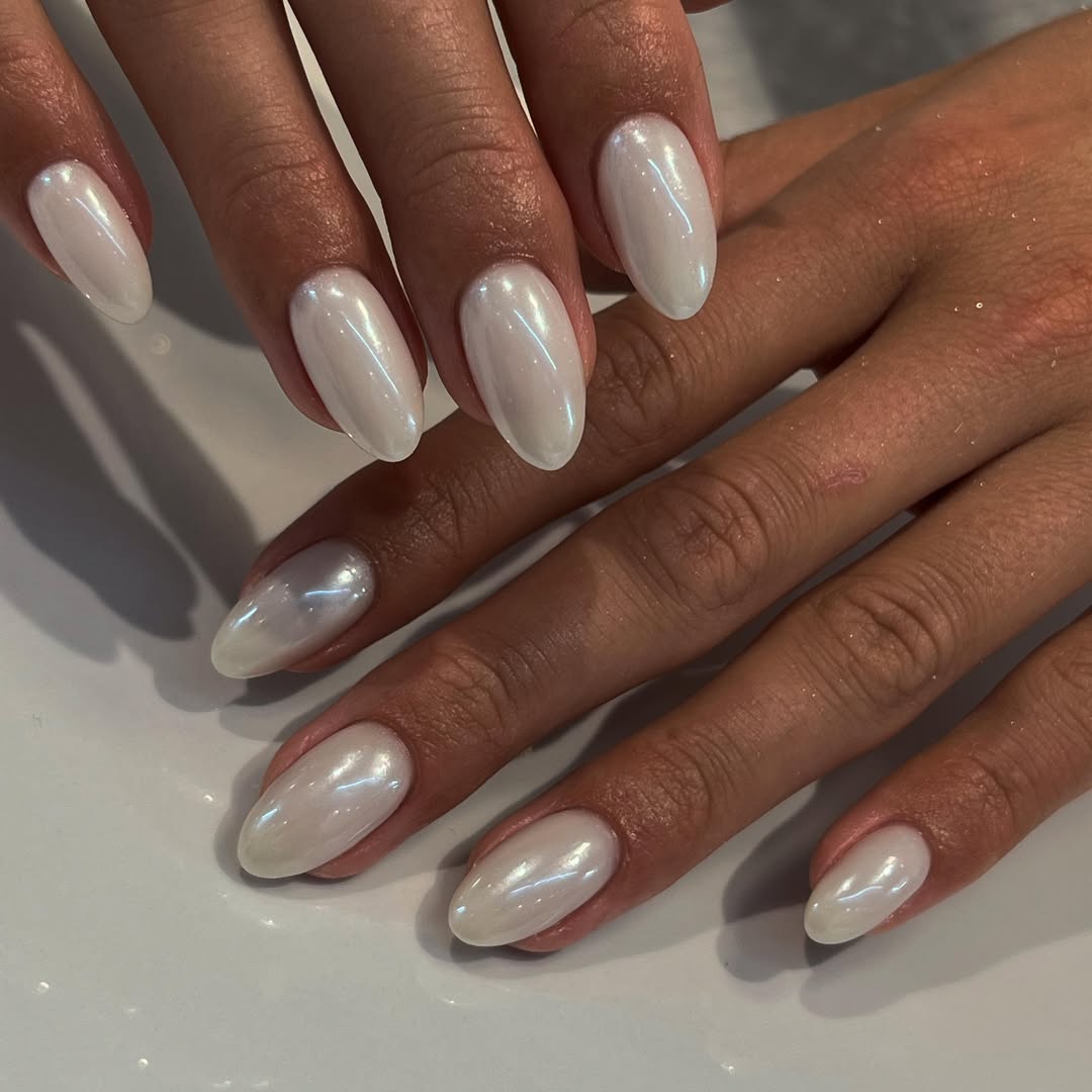 Glossy White Almond-Shaped Nails for Elegance