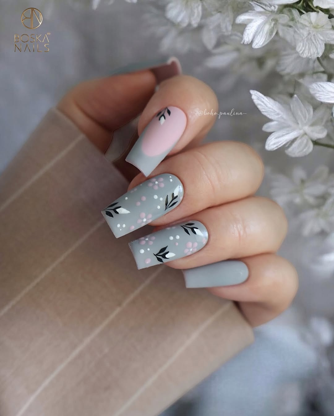 Chic grey nails with floral accents