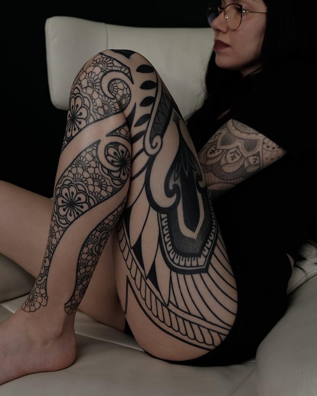 Elegant Blackwork on the Leg and Arm
